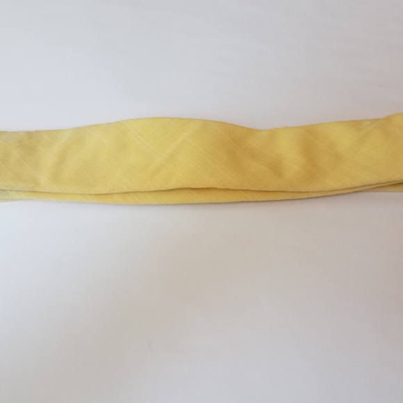 Yellow Penguin skinny neck tie - Picture 2 of 3